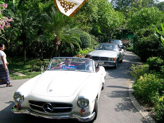 MERCEDES BENZ / CHINA 2005